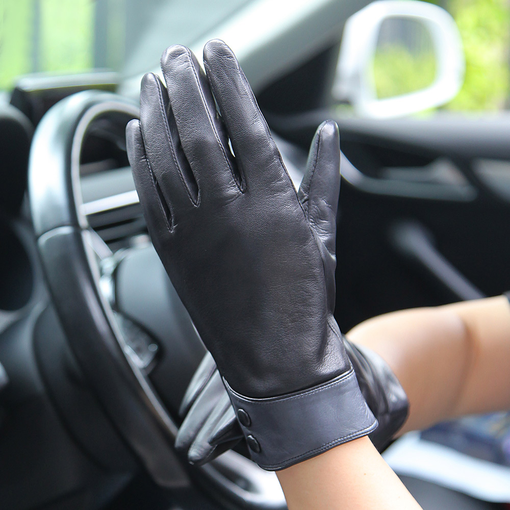 Modne czarne rękawiczki z praw – Wool Glove Lined recenzja i cena