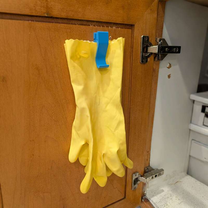 Uchwyt ścienny z zaciskiem spr – Rubber Glove Cleaning recenzja i cena
