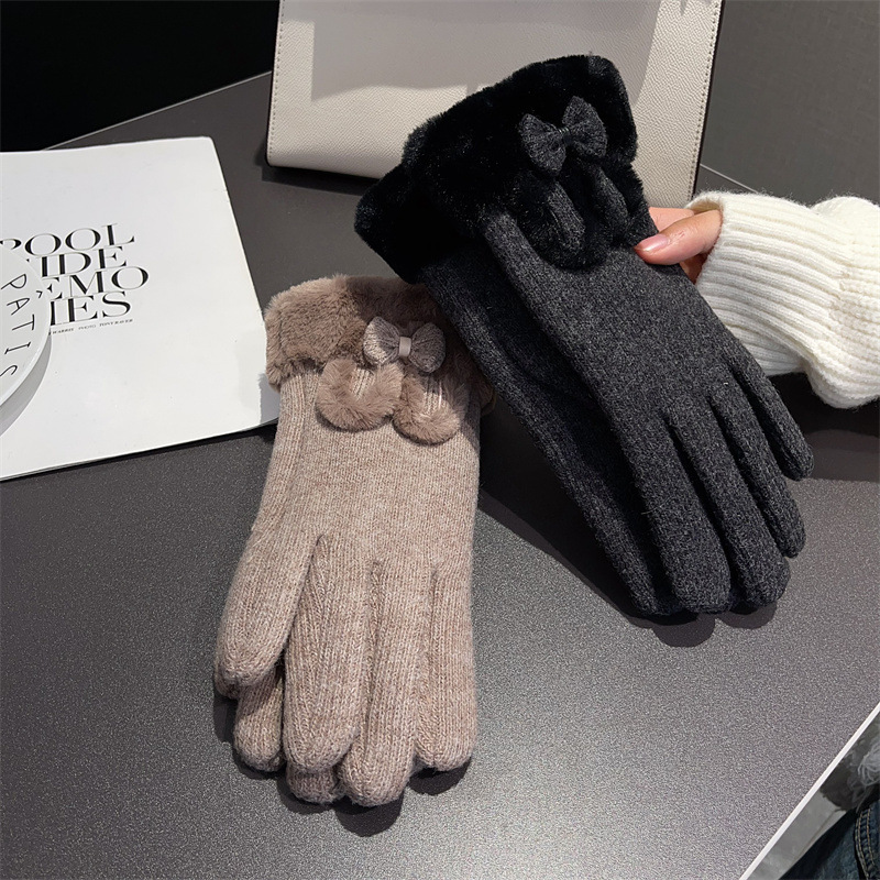 Rękawiczki damskie wełniane oc – Wool Glove Lined recenzja i cena